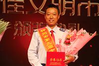 勇当“火车头”，先行作贡献——优秀共产党员李忠波